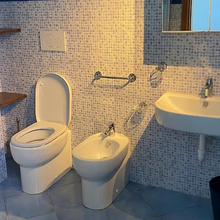 Casa Gemma - Goelba Apartment *